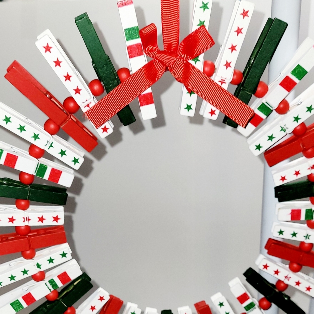 New Wreath, Painted Clothespin Handmade Folkart Wood Holiday Wreath, Door Wreath